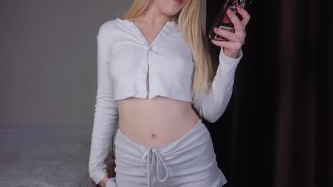 Misa online show from 10/03/25, 04:48