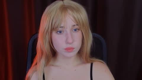 Misa online show from 11/08/25, 03:56