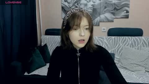 YukiShine online show from 04/06/26, 10:16