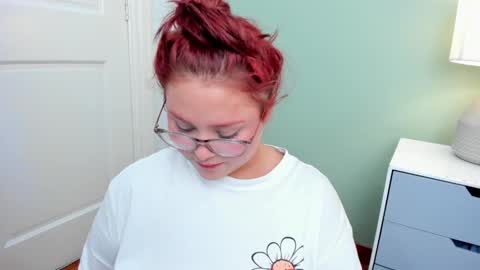 Yuliet online show from 01/30/25, 11:34