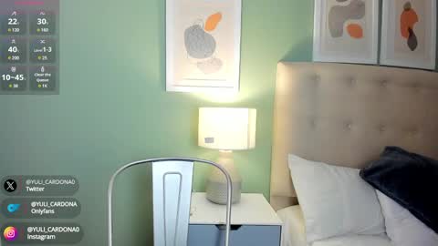 Yuliet online show from 02/10/25, 11:23