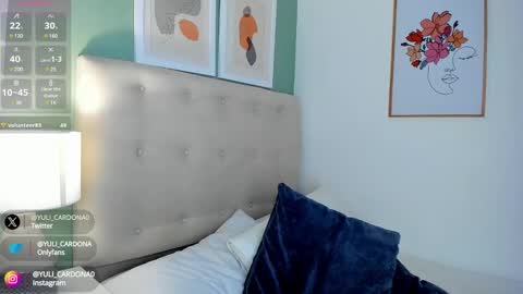 Yuliet online show from 02/11/25, 08:20