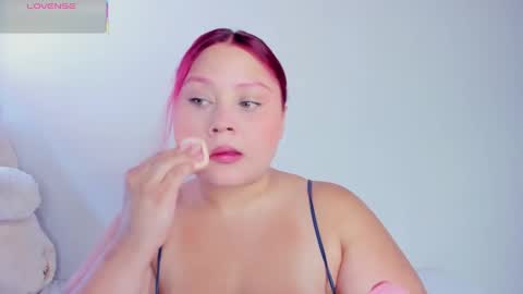 Yuliet online show from 09/08/25, 05:12