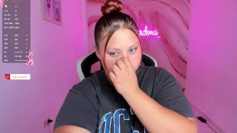 Yuliet online show from 03/25/26, 05:52