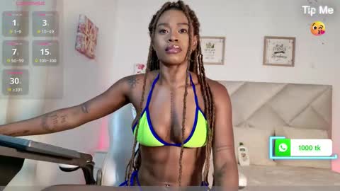 Yuliana online show from 11/03/25, 07:59