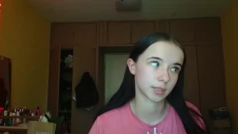 Yuliia online show from 05/19/26, 12:33