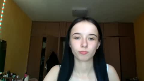 Yuliia online show from 05/21/26, 09:16