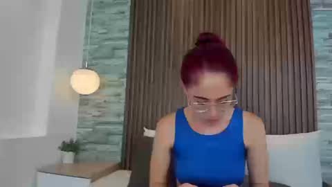 Snapshot of yulievans chatting on 09/10/25, 01:00 yulievans online show from 09/10/25, 01:00