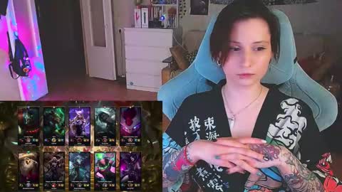 Kris online show from 02/12/25, 07:24