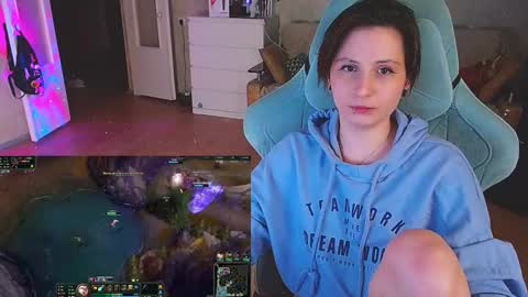 Kris online show from 02/13/25, 08:24