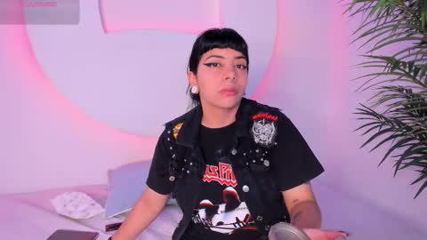Snapshot of yumeko_jabami chatting on 09/23/25, 11:57 YUMEKO  online show from 09/23/25, 11:57