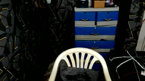 yumi online show from 03/12/26, 06:14