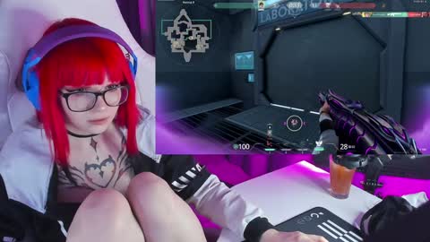 Snapshot of yumi_youkai chatting on 01/25/25, 01:10 Yumi 3 online show from 01/25/25, 01:10