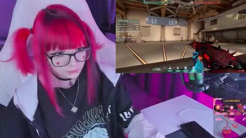 Snapshot of yumi_youkai chatting on 10/15/25, 02:33 Yumi 3 online show from 10/15/25, 02:33