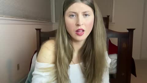 yumiandwolf online show from 12/01/25, 01:21