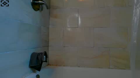 Payton kelly online show from 01/06/25, 02:58