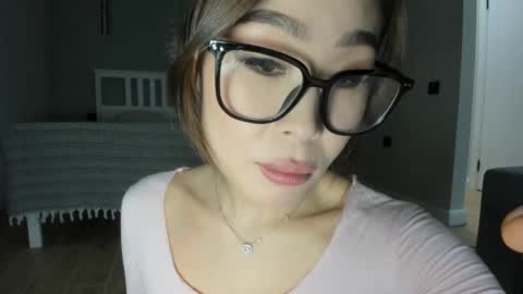 Yumi online show from 01/14/25, 04:08