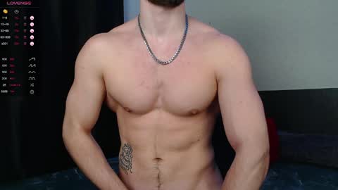 Snapshot of yummmy_dick_ chatting on 04/18/26, 09:02 STUD online show from 04/18/26, 09:02