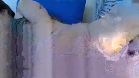 yummy72747 online show from 10/28/25, 10:45