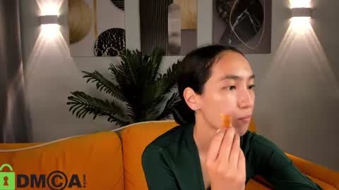 Snapshot of yummy_lamii chatting on 06/30/26, 03:51 Cindey online show from 06/30/26, 03:51