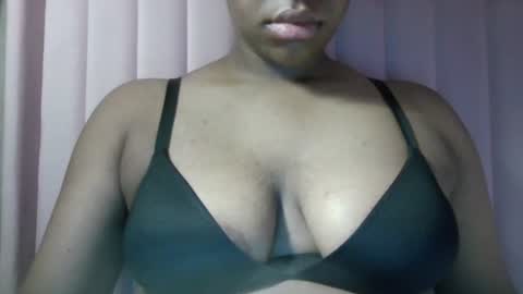 Snapshot of yummygirl659346 chatting on 08/01/26, 12:48 yummygirl659346 online show from 08/01/26, 12:48