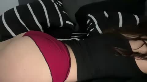 yummyybby online show from 10/24/25, 06:26