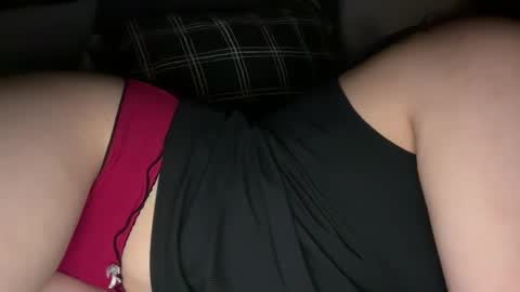 yummyybby online show from 11/10/25, 09:19