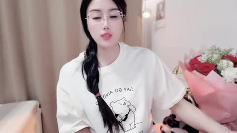 Snapshot of yuner0715 chatting on 04/26/26, 02:15 YunEr online show from 04/26/26, 02:15