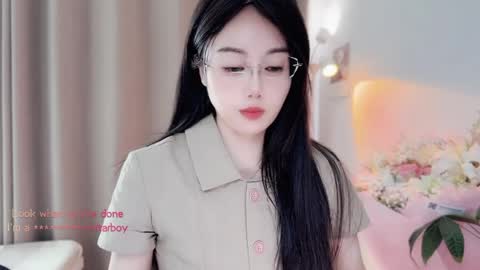 Snapshot of yuner0715 chatting on 05/05/26, 03:47 YunEr online show from 05/05/26, 03:47