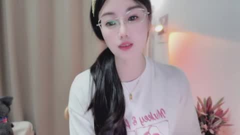 Snapshot of yuner0715 chatting on 05/09/26, 03:28 YunEr online show from 05/09/26, 03:28