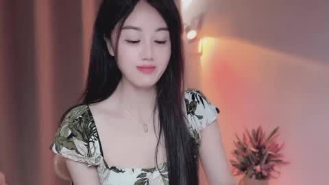 Snapshot of yuner0715 chatting on 05/14/26, 04:19 YunEr online show from 05/14/26, 04:19