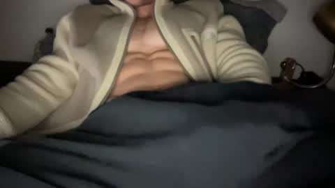 Snapshot of yungbull06 chatting on 07/05/26, 11:34 Yung Bull online show from 07/05/26, 11:34