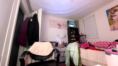 BbyTSSLut online show from 01/19/26, 05:11