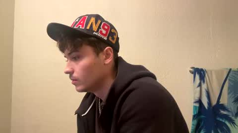 yungstudbev online show from 01/10/25, 01:32