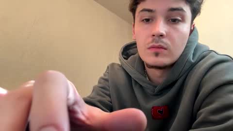 yungstudbev online show from 09/28/25, 08:14