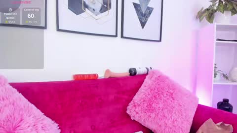 Yunna online show from 04/20/26, 11:46