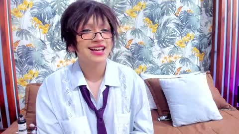 Yuri Kay online show from 04/10/26, 08:02