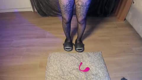 Hi My name Yuriko online show from 03/04/25, 03:15