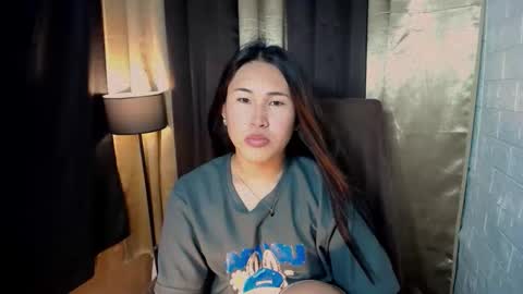 yuriyumixx_xoxo online show from 11/14/25, 11:53