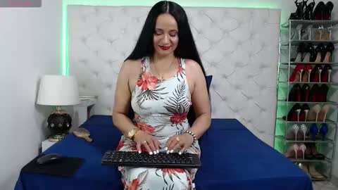    2  online show from 11/27/25, 04:03