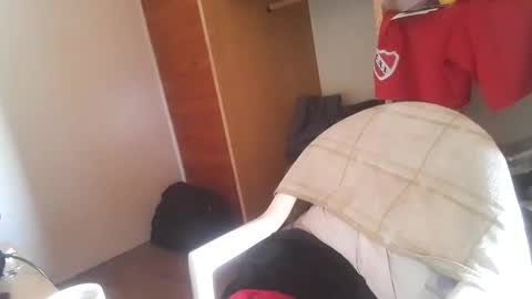 Yuumi online show from 10/07/25, 06:27