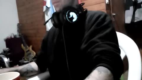 Yuumi online show from 04/17/26, 03:09