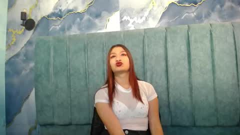 YUYIS online show from 12/14/25, 11:26