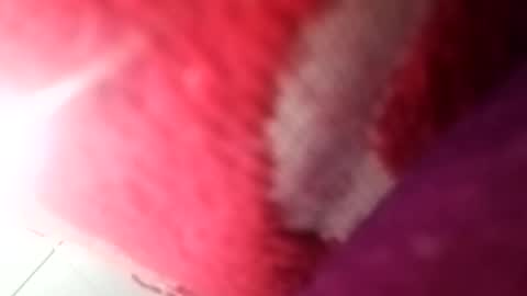 Snapshot of yuyu33333284475 chatting on 12/02/24, 10:56 yuyu33333284475 online show from 12/02/24, 10:56