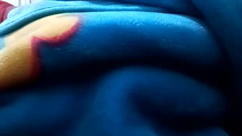 Snapshot of yuyu33333284475 chatting on 12/19/24, 03:18 yuyu33333284475 online show from 12/19/24, 03:18