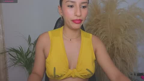 yuzii Im new to these pages so I hope you guys are kind to me. online show from 05/04/26, 12:50