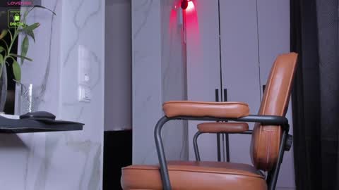 Snapshot of yvonne_miss chatting on 02/03/25, 05:14 yvonne_miss online show from 02/03/25, 05:14