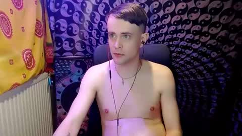 Snapshot of yyscript chatting on 03/10/25, 01:34 online show from 03/10/25, 01:34