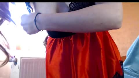 yzza_suave online show from 02/09/25, 12:52