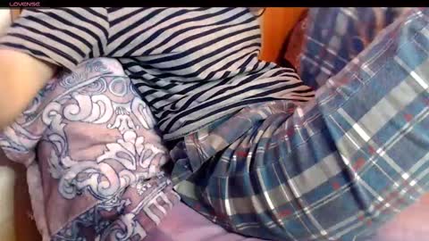 yzza_suave online show from 02/21/25, 10:04